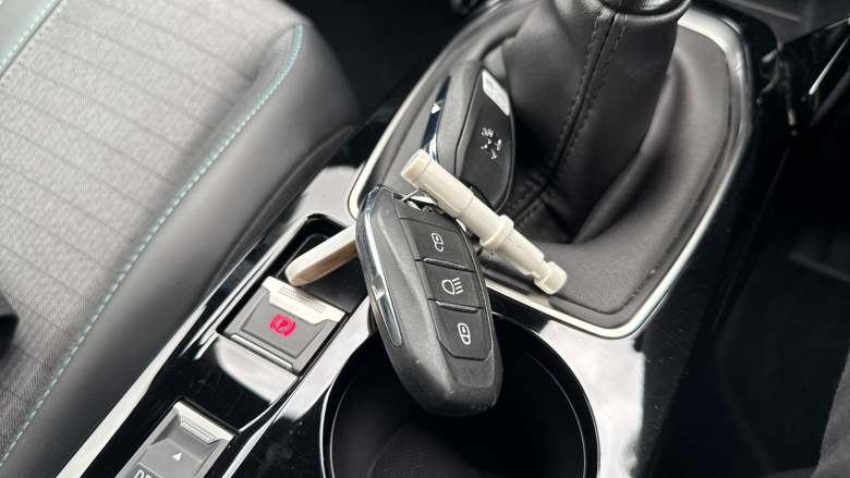 Peugeot 2008 1.2 PureTech Allure Premium+ 5dr Petrol Estate